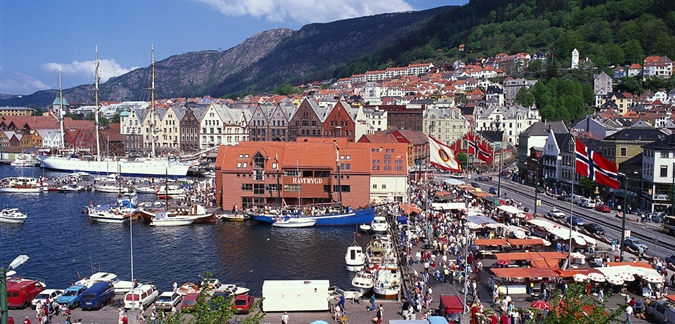 Bergen Market by Willy Haraldsen